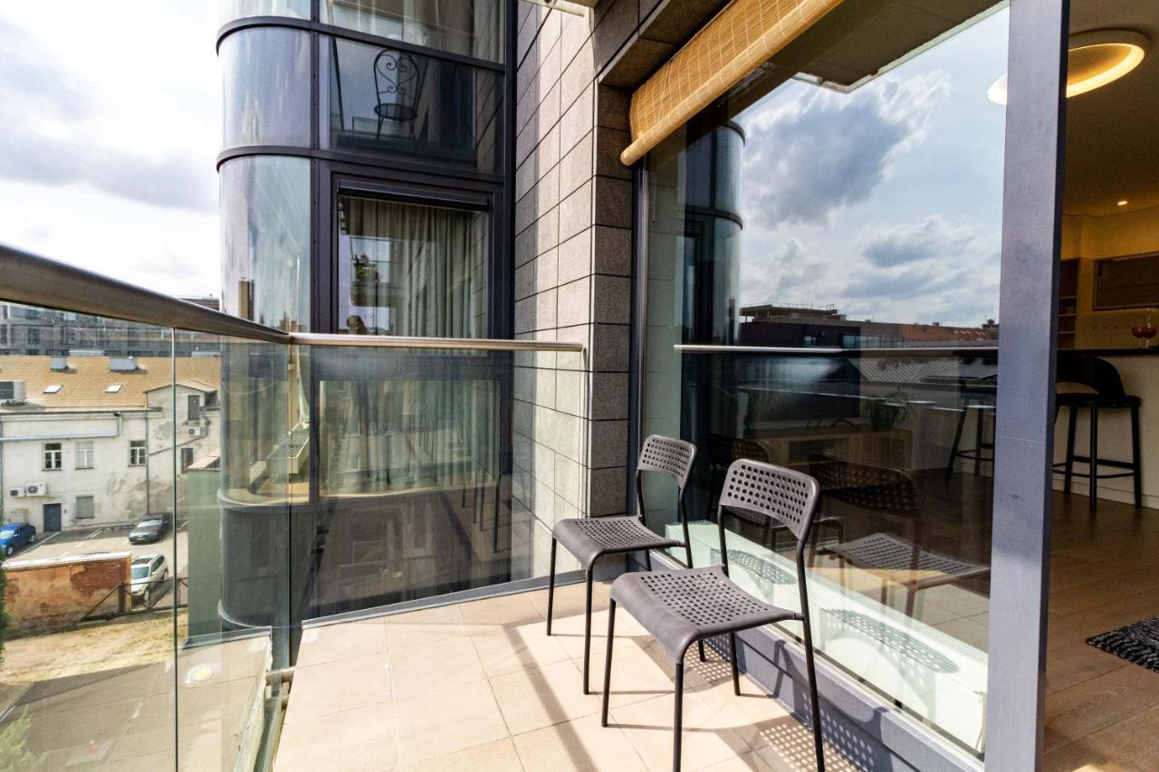 Cohost I Sunny Center Apt, Covered Parking, Balcony & Self Check-In Kaunas Luaran gambar