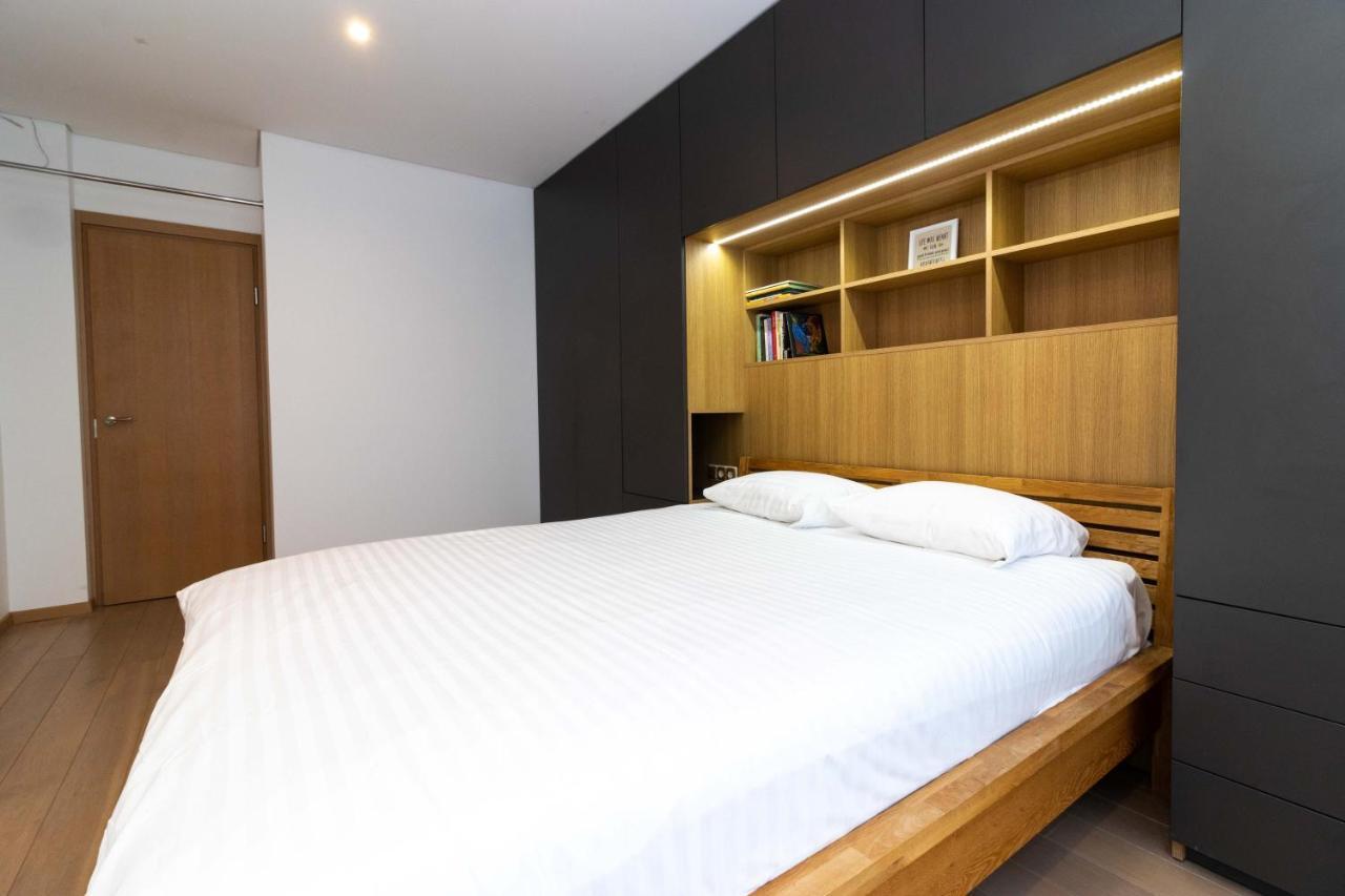 Cohost I Sunny Center Apt, Covered Parking, Balcony & Self Check-In Kaunas Luaran gambar